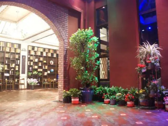 The XJ Hotel