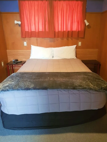 1 Bedroom Suite