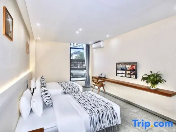 Luxury Twin room