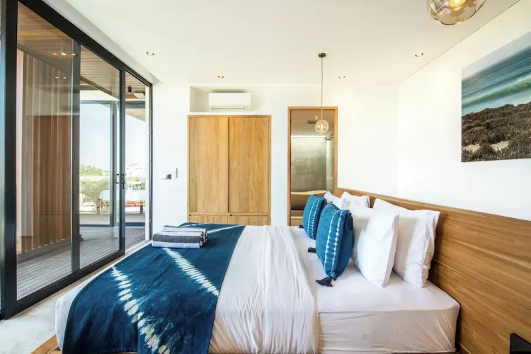 Stylish 5BR Beach Villa, 200m in Boho Canggu