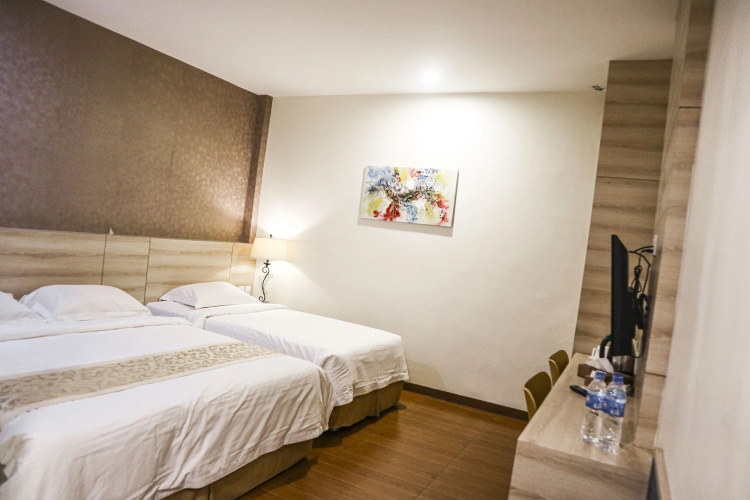Hana Hotel