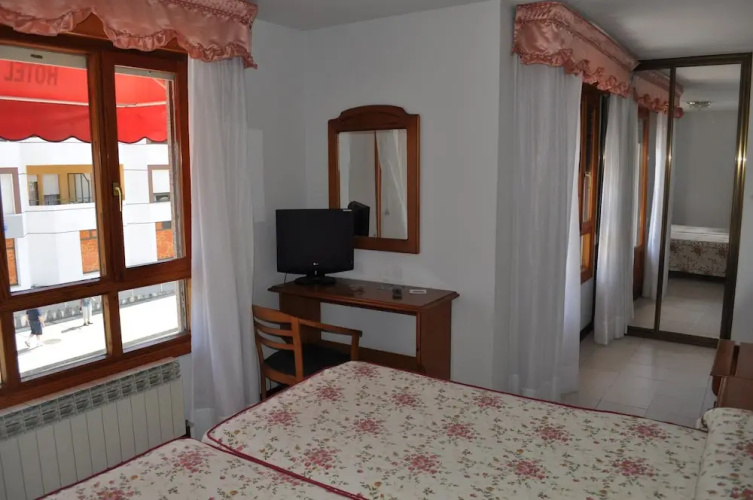 Hotel Pelayo Isla