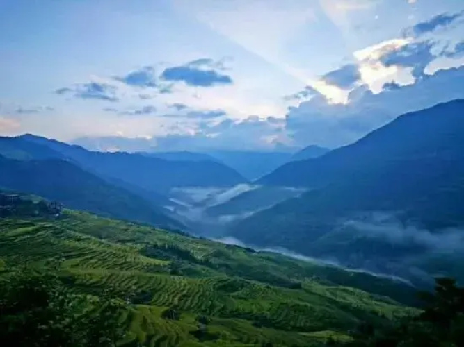 Longsheng Guyi Station