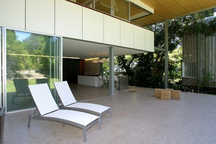 Dreamtime Beachfront Home