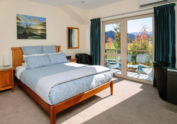 Maple Lodge