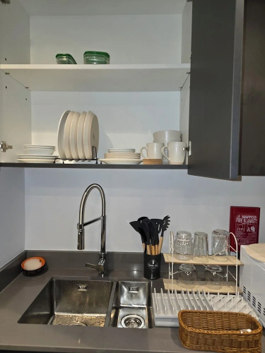 Shiro Elegant Living