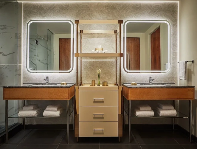 1 Bedroom Luxury Suite with lake view