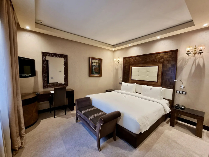 Hotel Art Palace Suites & Spa