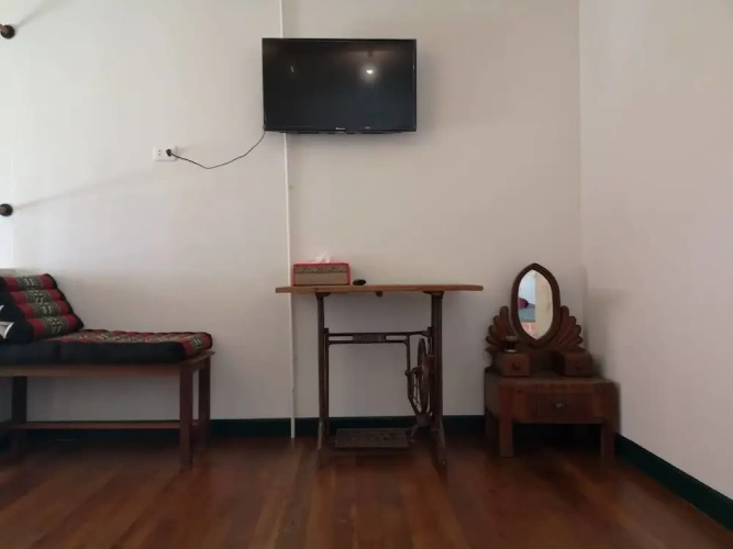 Standard Twin room with balcony