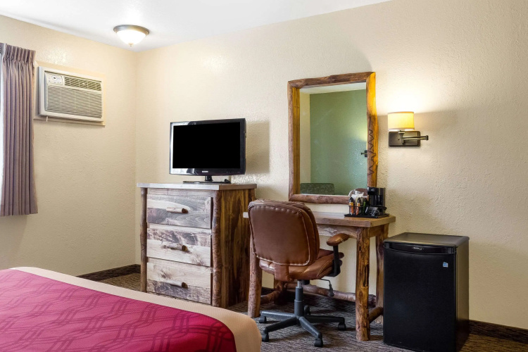 Econo Lodge Custer - Crazy Horse Area