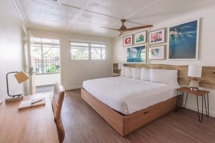 Double room Poolside
