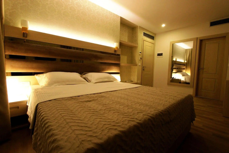 Capital Tirana Hotel