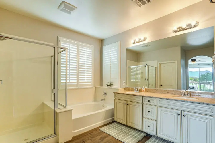 Pool, Views & Ample Space! Sunny Goodyear Retreat