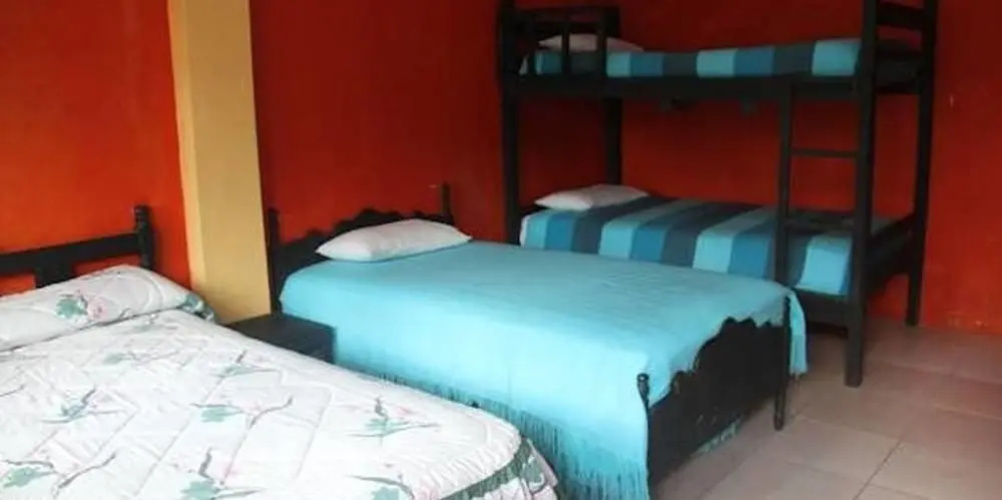 El Recreo Backpackers