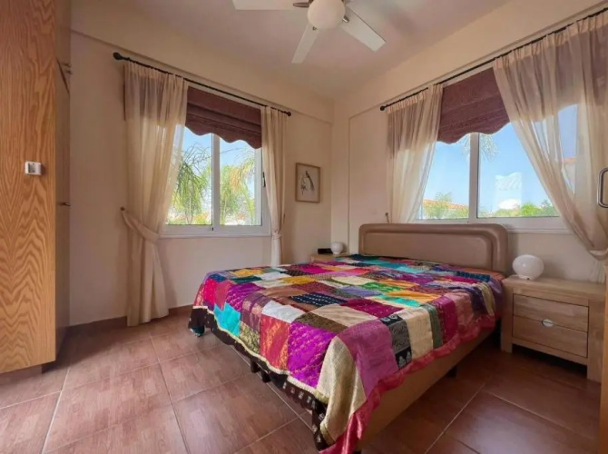3bdr villa-pool/700m from a blue flag beach!