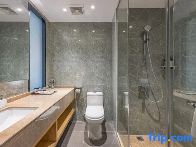 Rezen  He Yi  Hotel