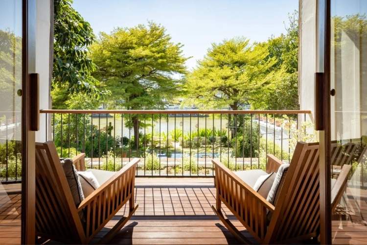 Superior room with balcony and with river view
