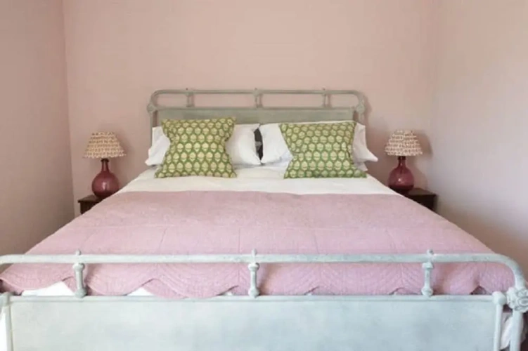 3 Bedrooms Cottage
