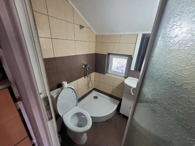 3 Bedrooms Cottage