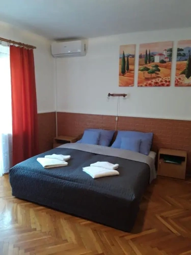 Standard Triple room with balcony
