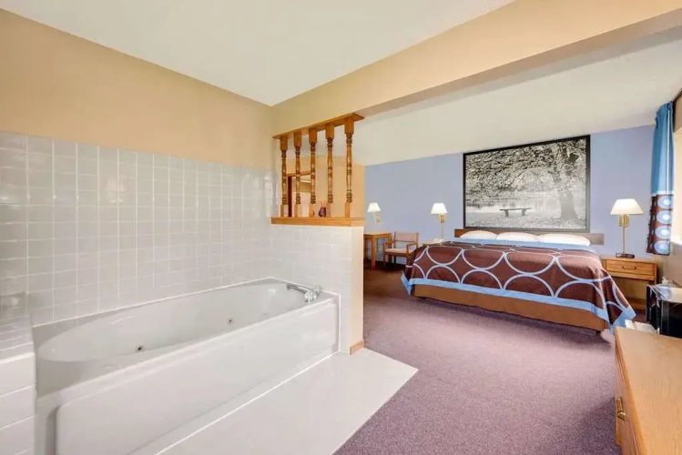 Super 8 By Wyndham Chariton