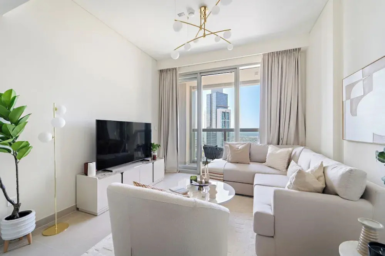1BR 3802 Forte Tower 2