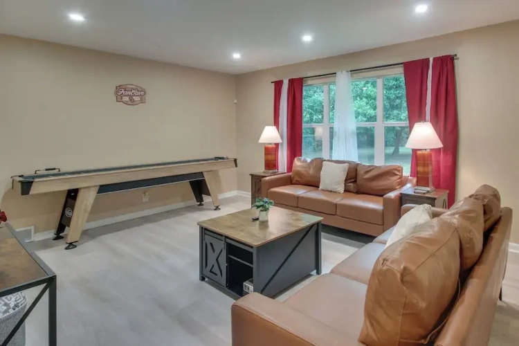 3 Bedrooms Cottage