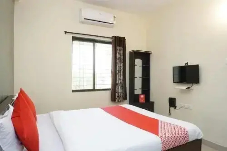 OYO 23422 Hotel Siddharth