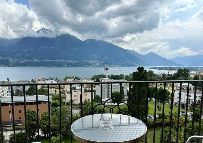 Classic Double room with lake view