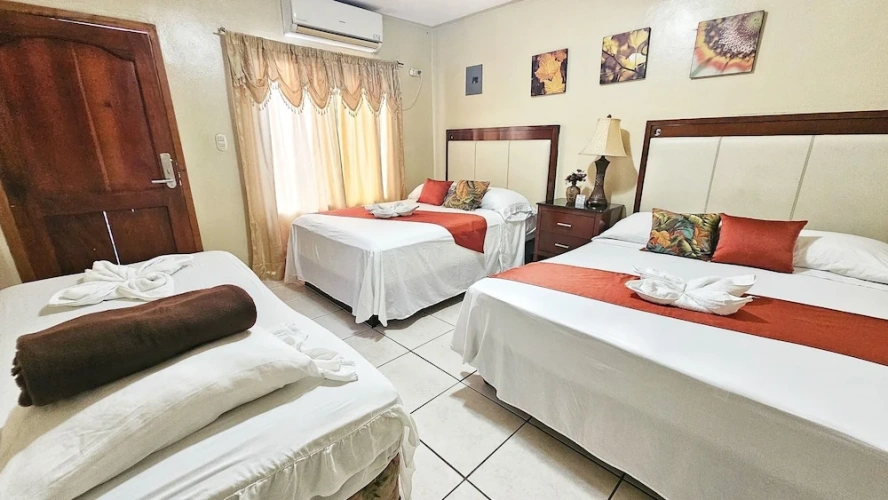 Standard Quadruple room