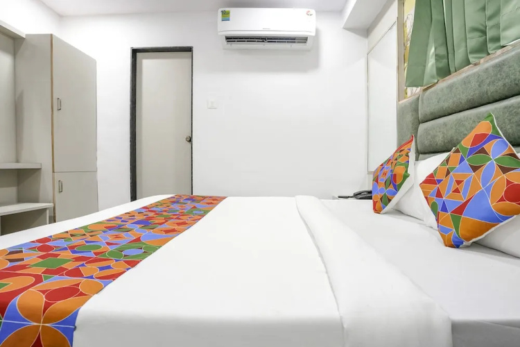 Fabhotel Grey Sky
