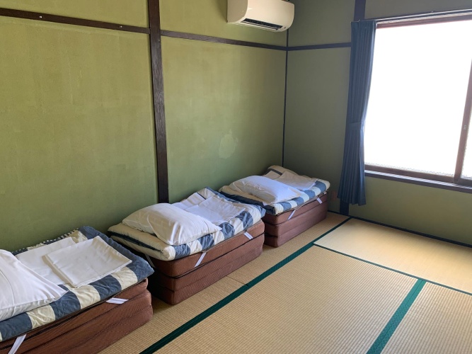 Economy Triple room