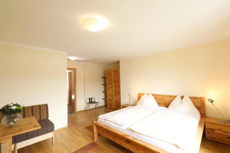 Deluxe Double room with balcony and with lake view