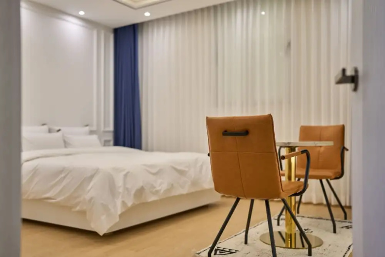 Hotel Hive Inn