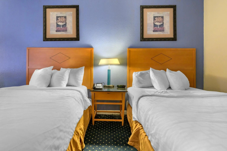 Clarion Hotel Lebanon-Hershey East