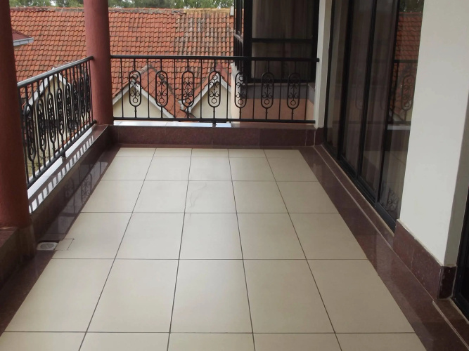Kaaz Apartments