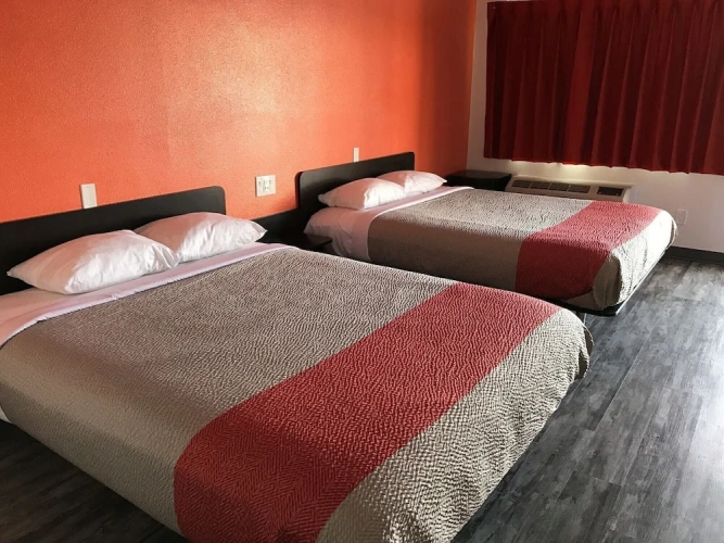 Deluxe Quadruple room with balcony