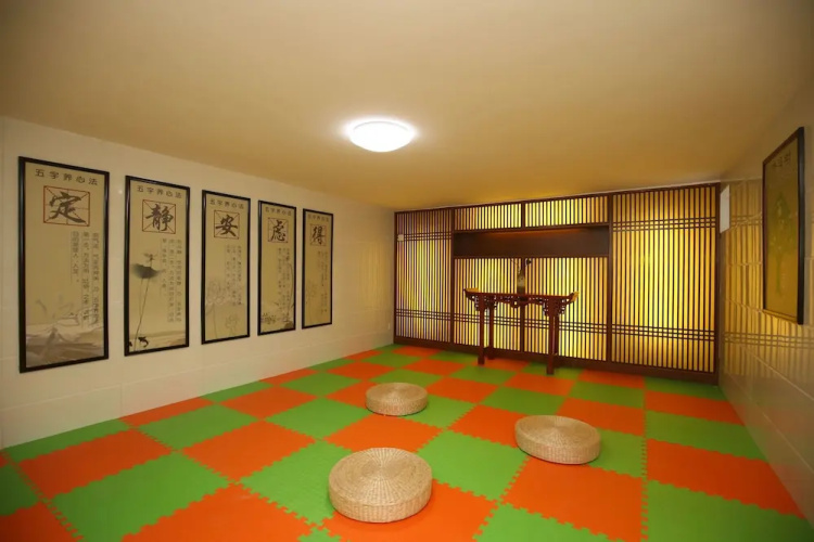Confucius Hotel