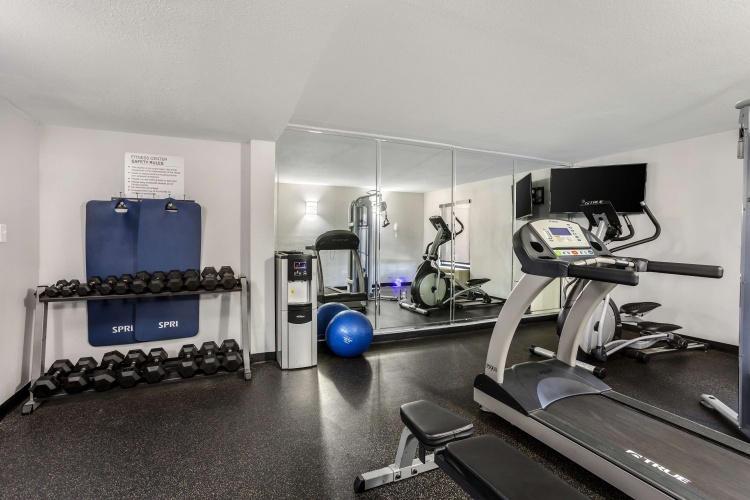 Best Western Plus Jonesboro Inn & Suites photo 25