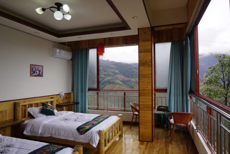Tianranju Inn Longsheng