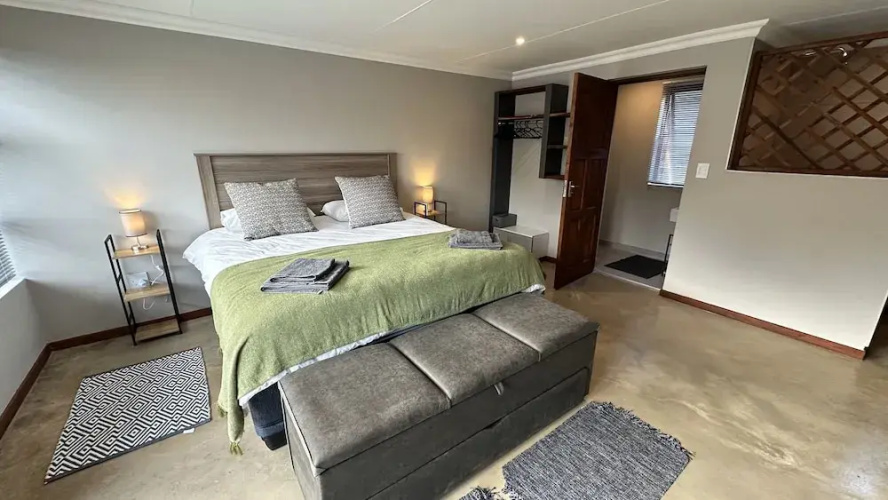2-bed House in Dullstroom , Blue Crane Estate 66