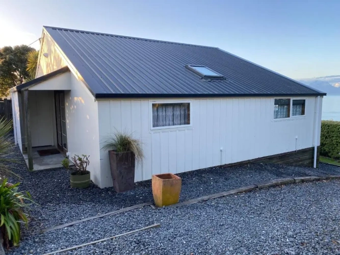 3 Bedrooms Cottage with sea view