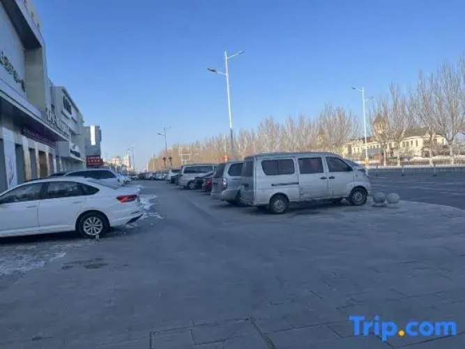Qiya Hotel