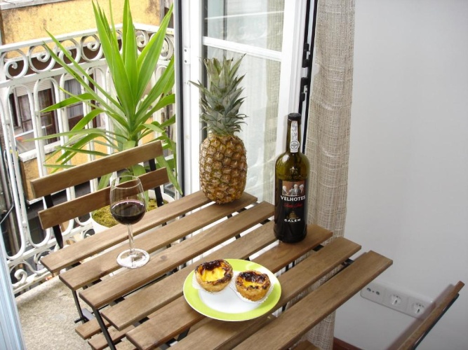 1 Bedroom Apartment with balcony