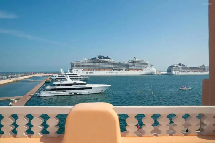 Mina Hotel and Residences By the Torch
