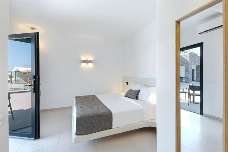 Onyx Hotel & Suites