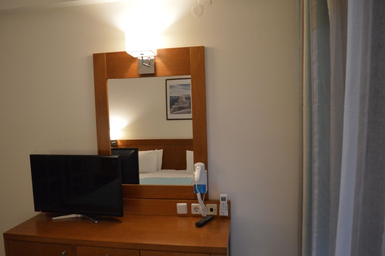 1 Bedroom Apartment with balcony