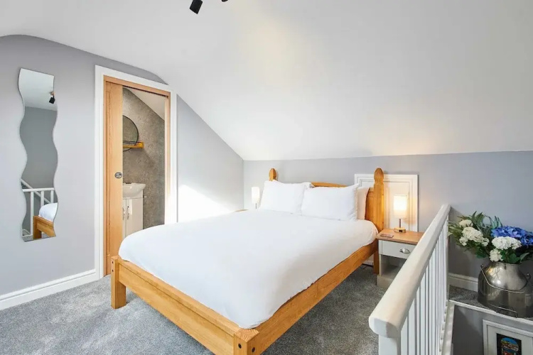 Host Stay - Number 5