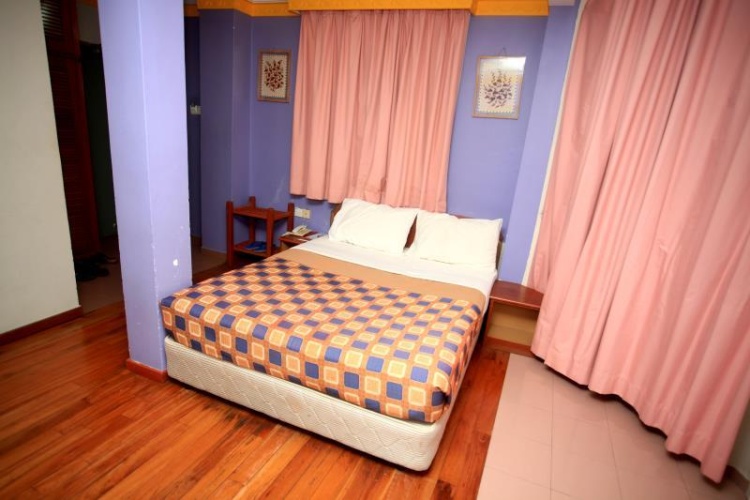 Deluxe Suite