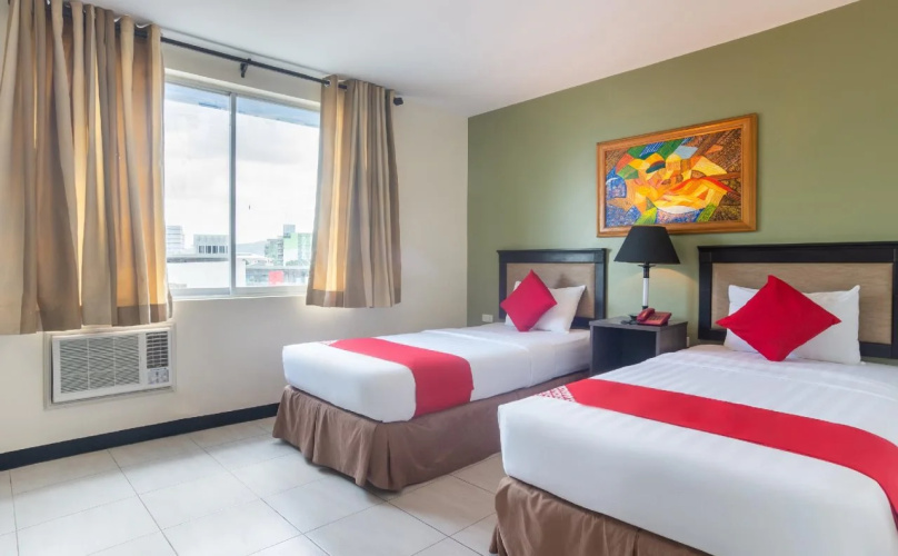OYO 187 The Maxwell Hotel